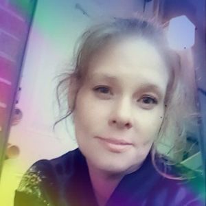 Meet your Posher, Carla